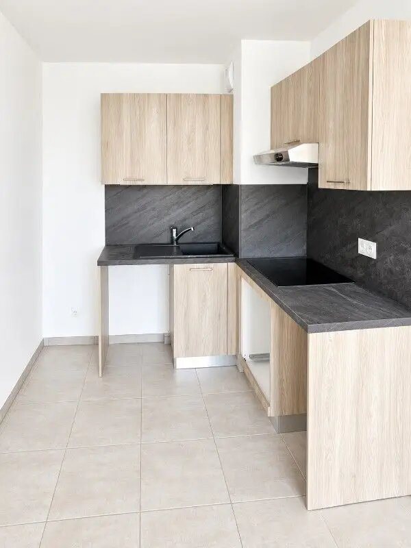 Appartement à louer, 41m², Fréjus