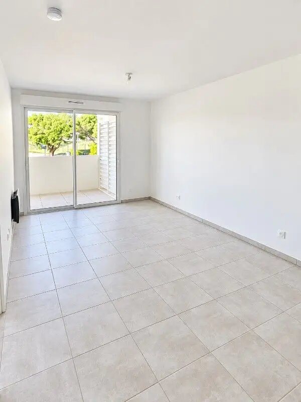 Appartement à louer, 41m², Fréjus