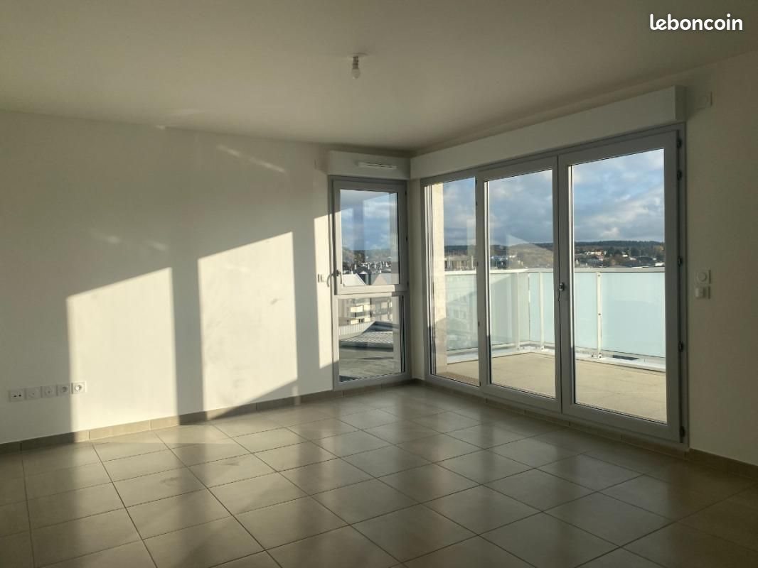 Appartement à louer, 65m², Nemours