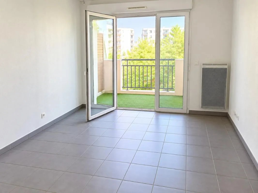 Appartement à louer, 40m², Marseille 13ème