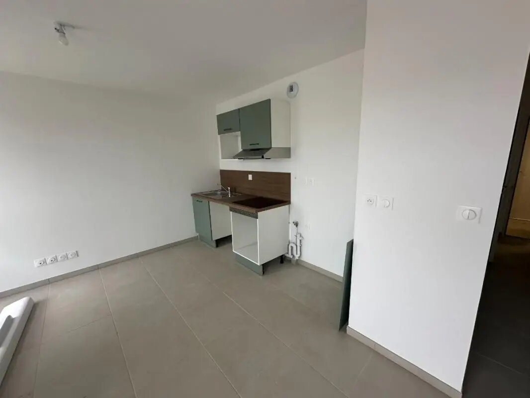 Appartement à louer, 27m², Monteux