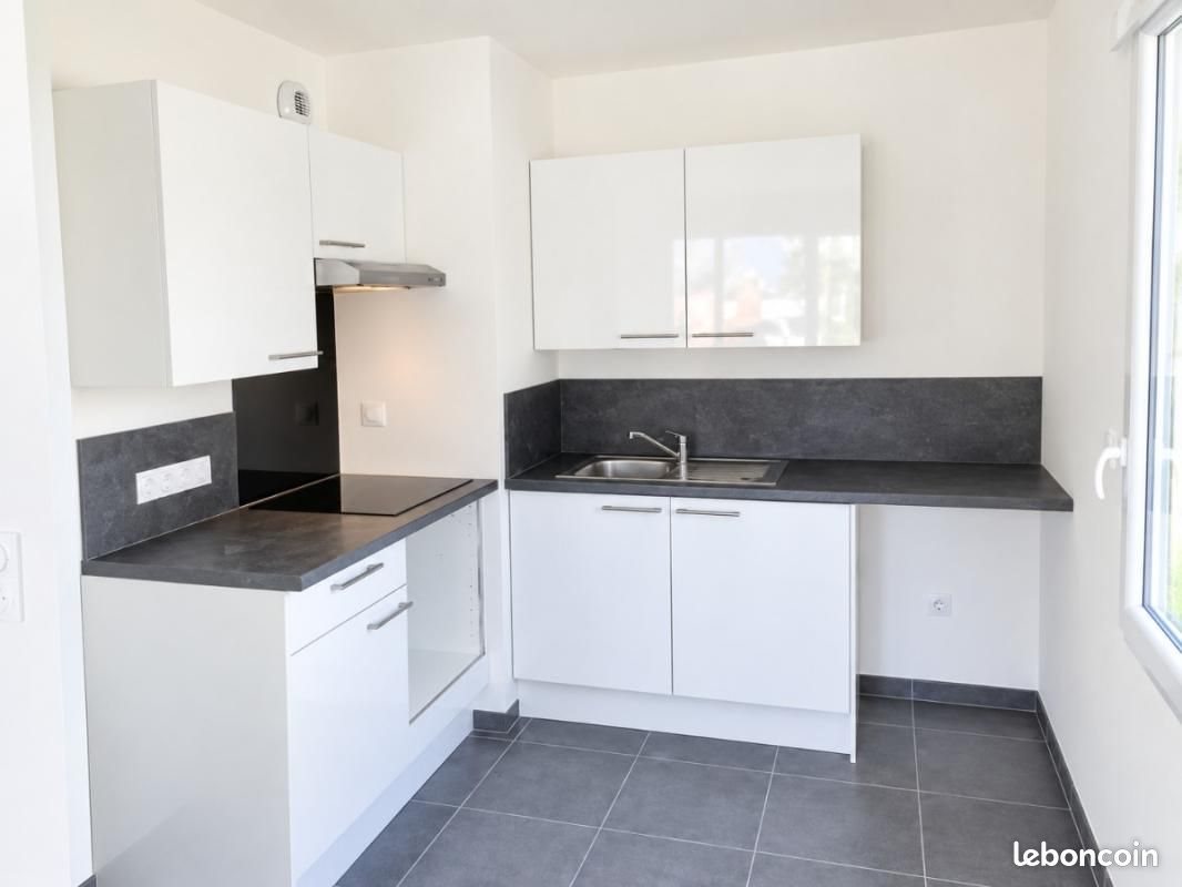 Appartement à louer, 59m², Saint-Léger-du-Bourg-Denis
