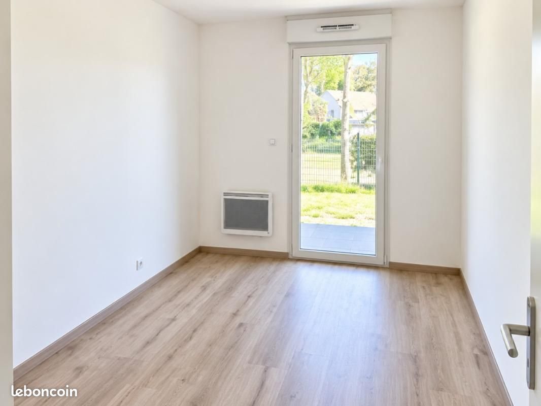 Appartement à louer, 59m², Saint-Léger-du-Bourg-Denis