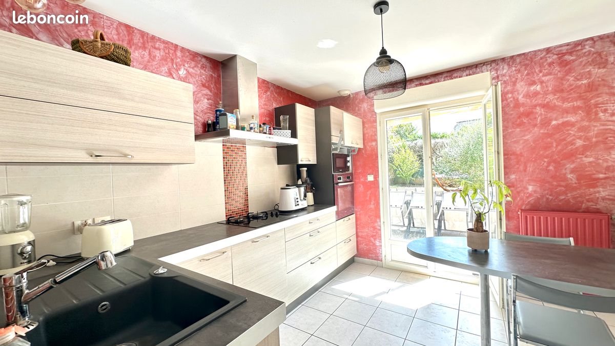 Maison à vendre, 107m², Seiches-sur-le-Loir