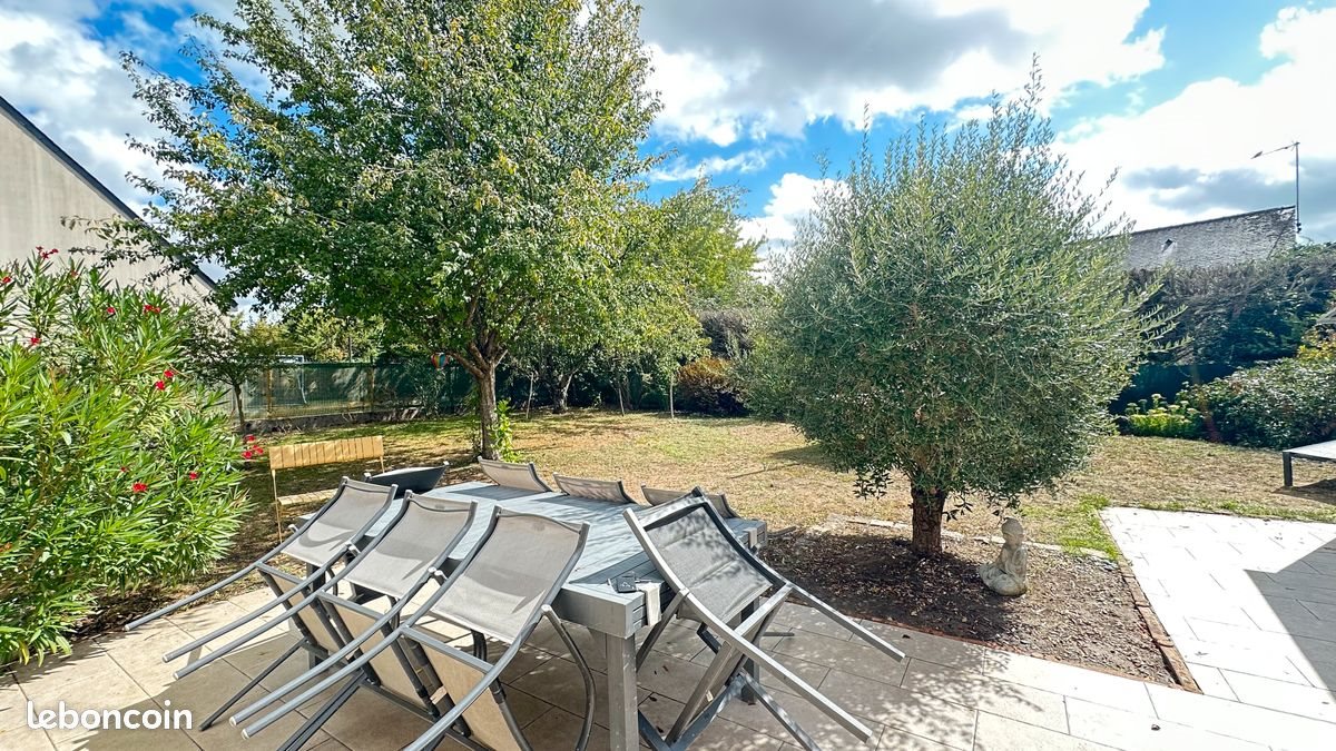 Maison à vendre, 107m², Seiches-sur-le-Loir