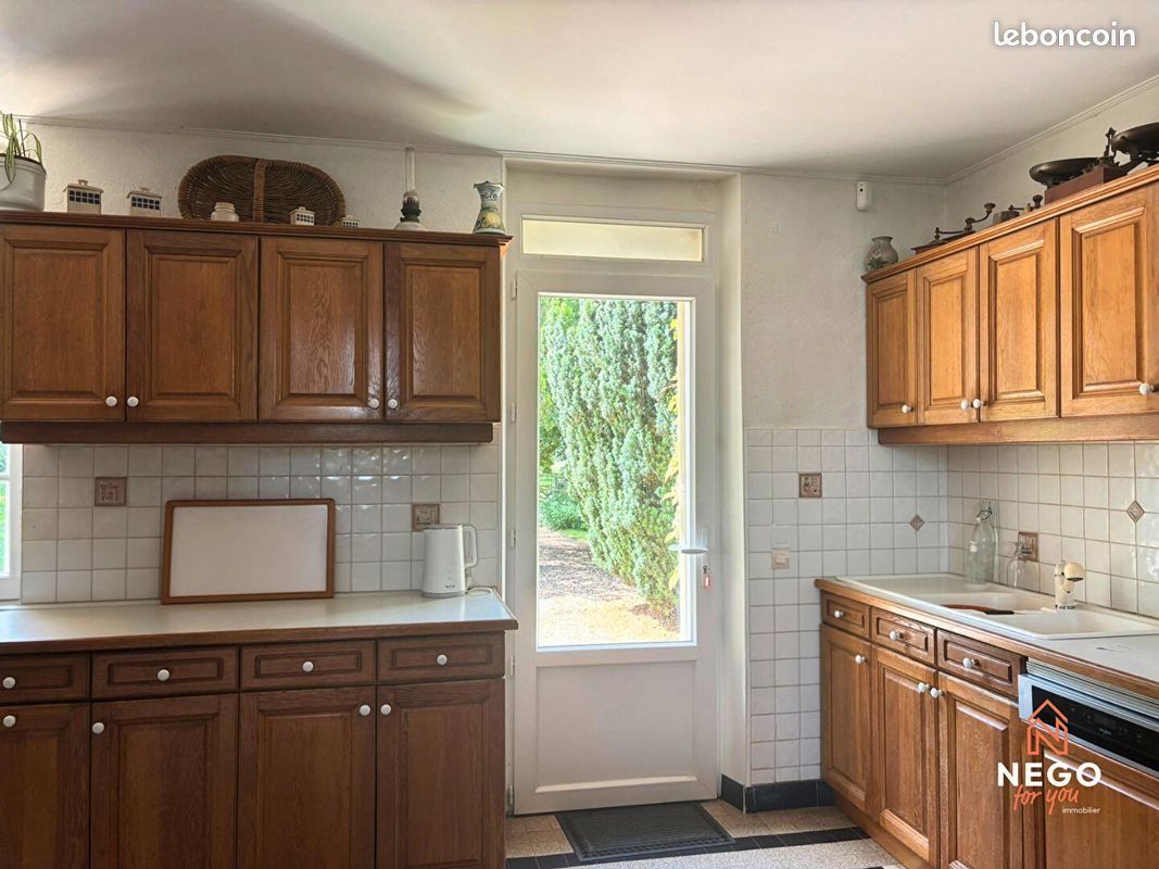 Maison à vendre, 200m², Etriché