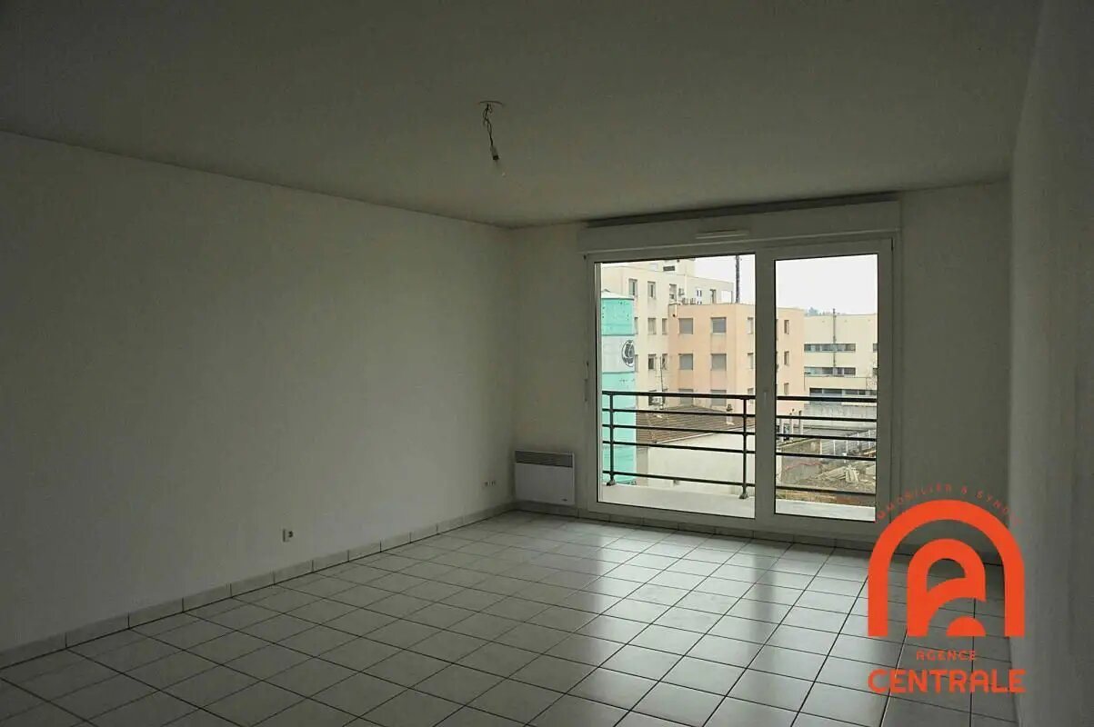 Appartement à louer, 90m², Meyzieu