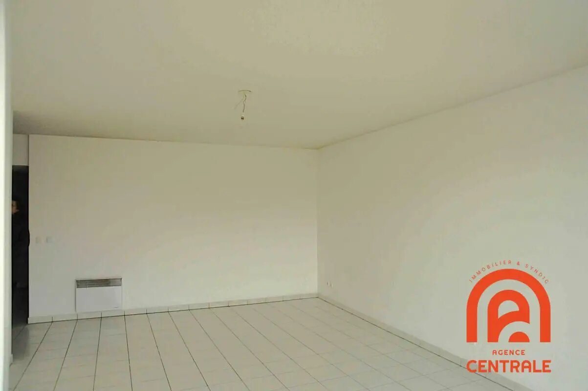 Appartement à louer, 90m², Meyzieu