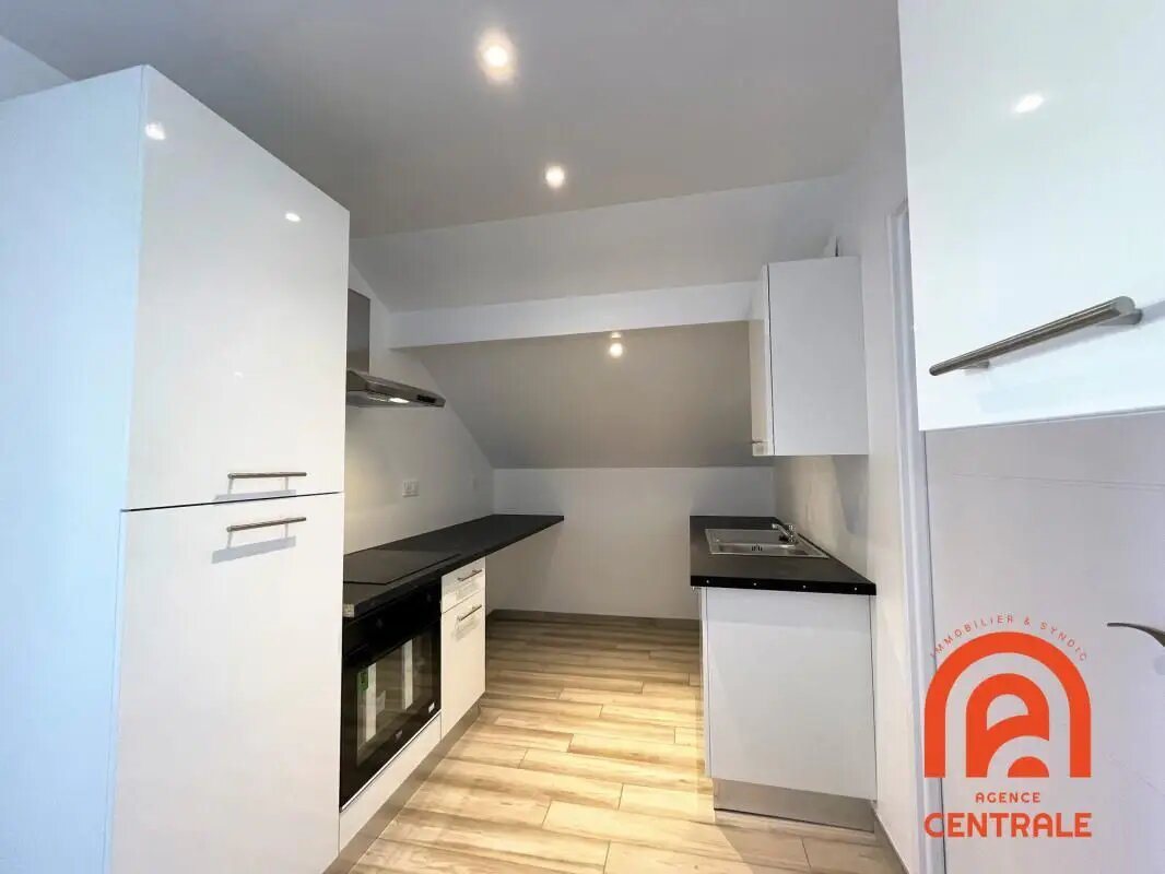 Appartement à louer, 73m², Morestel