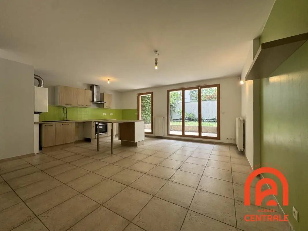 Appartement à louer, 68m², Meyzieu