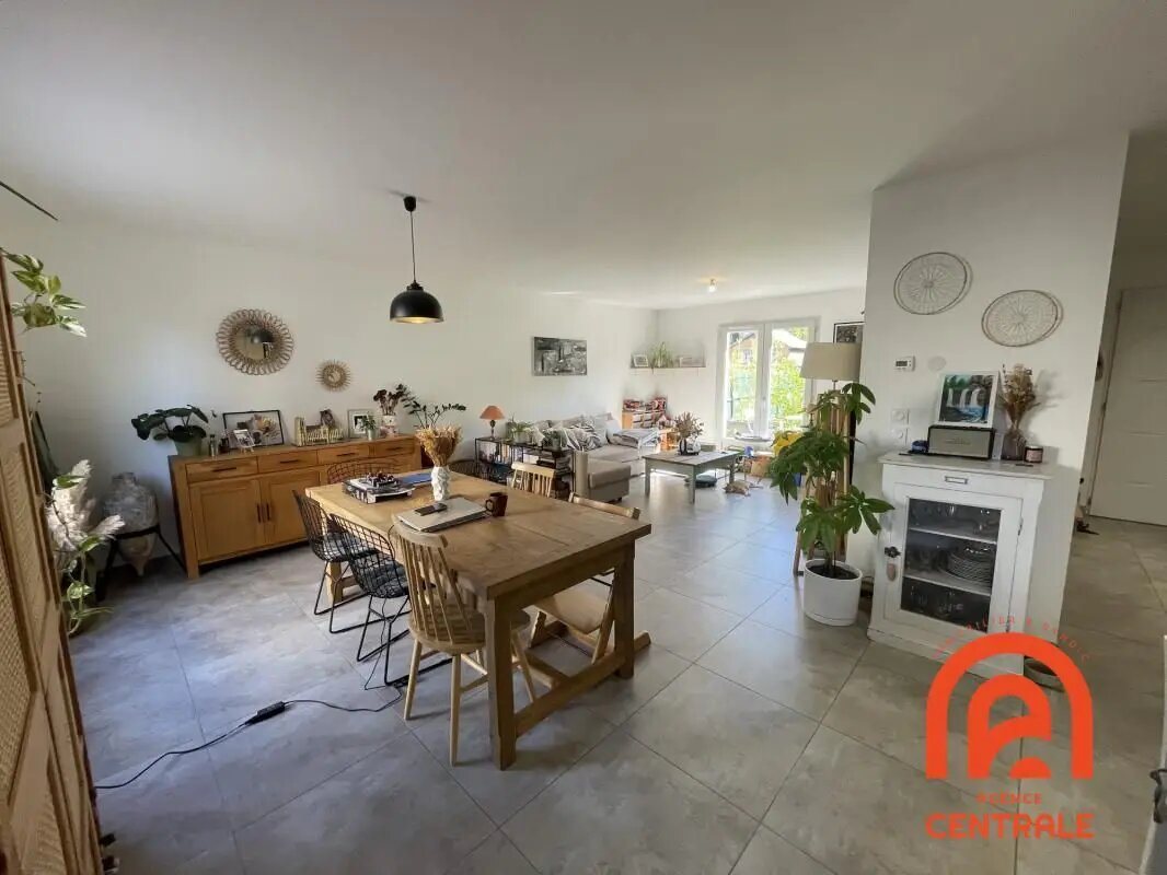 Appartement à louer, 99m², Messimy