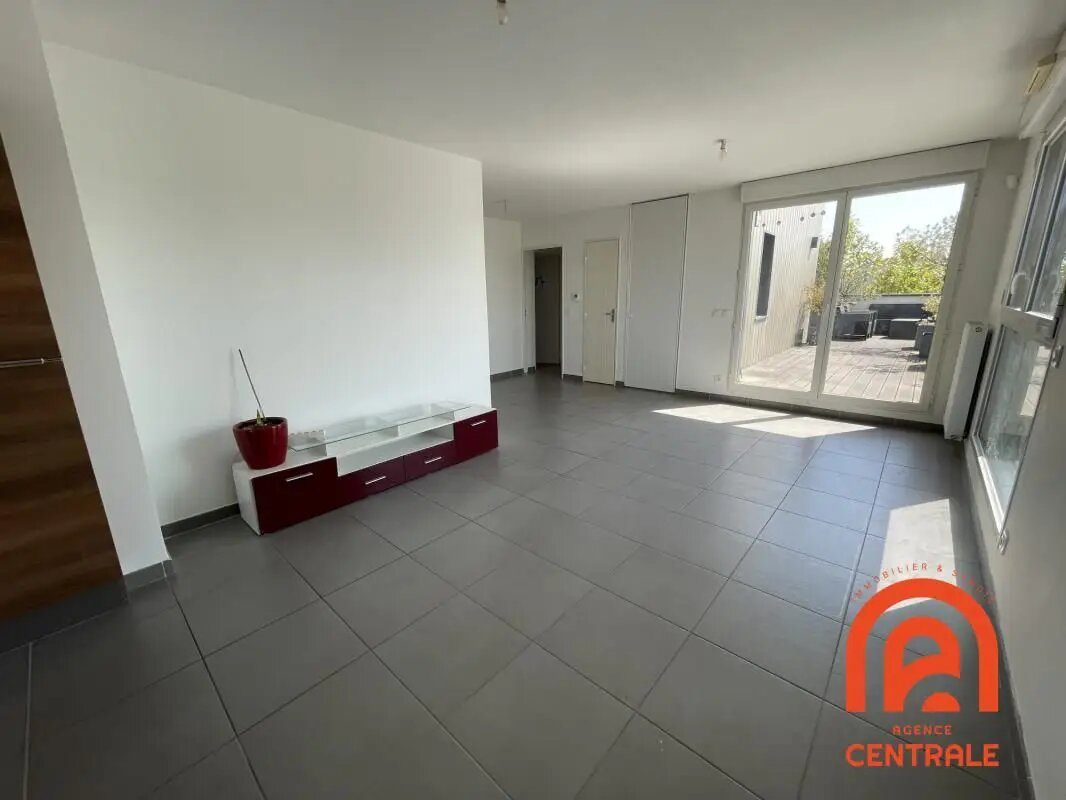 Appartement à louer, 82m², Lyon 8ème