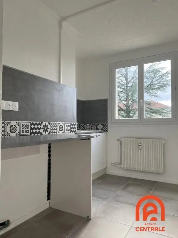Appartement à louer, 52m², Décines-Charpieu
