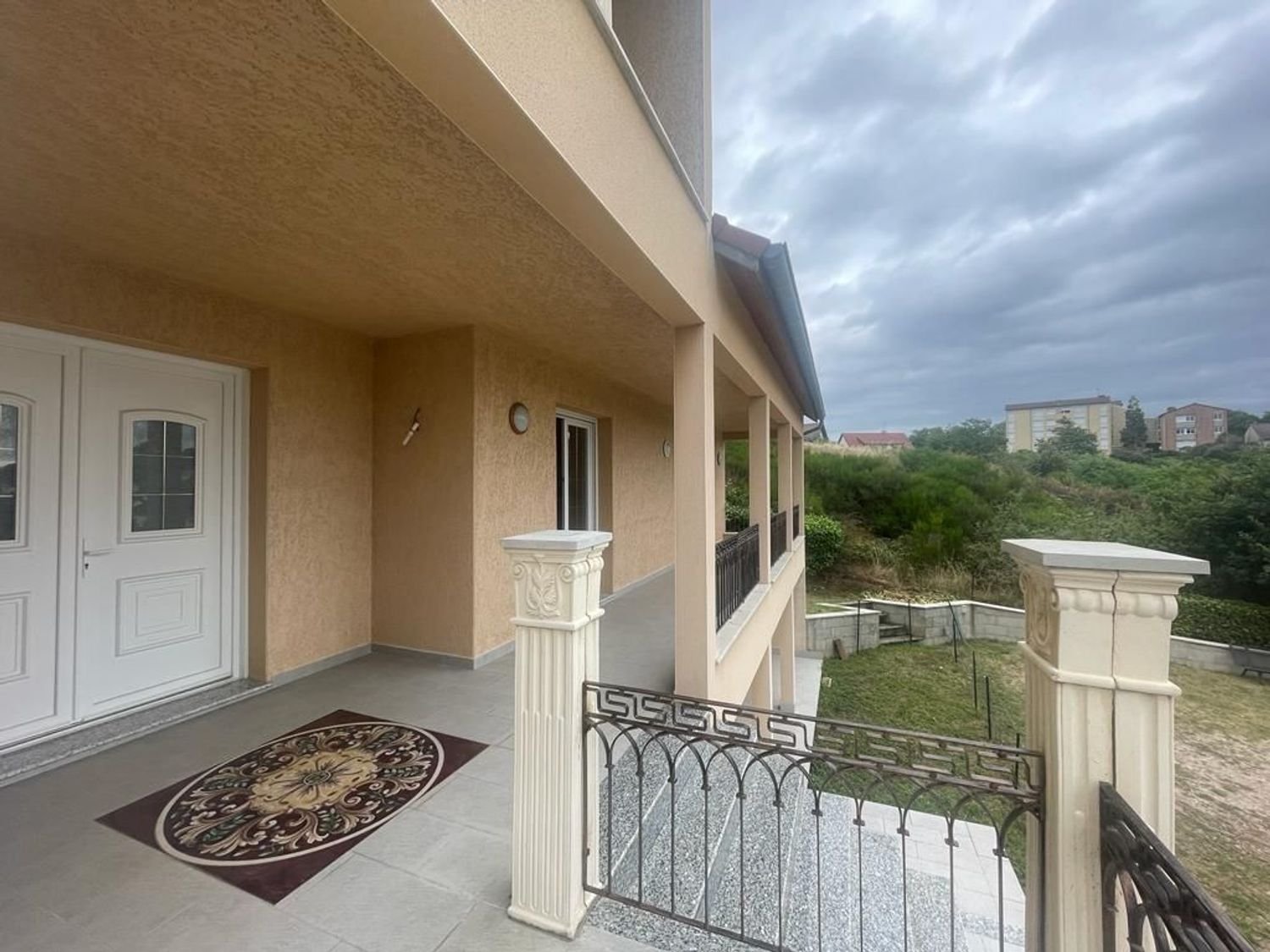 Maison à vendre, 384m², Montcenis