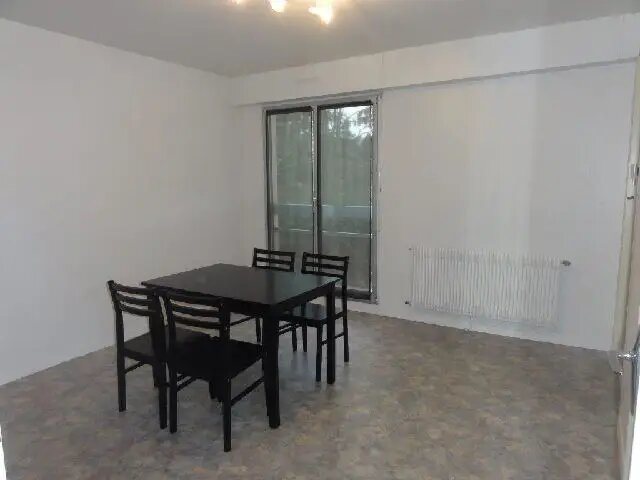 Appartement à louer, 35m², Le Creusot