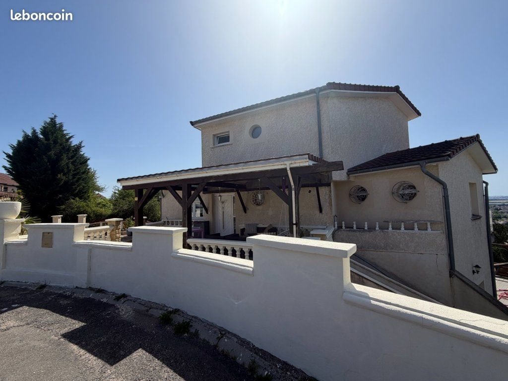 Maison à vendre, 140m², Le Creusot