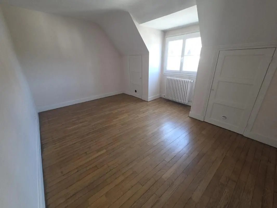 Appartement à louer, 50m², Le Creusot