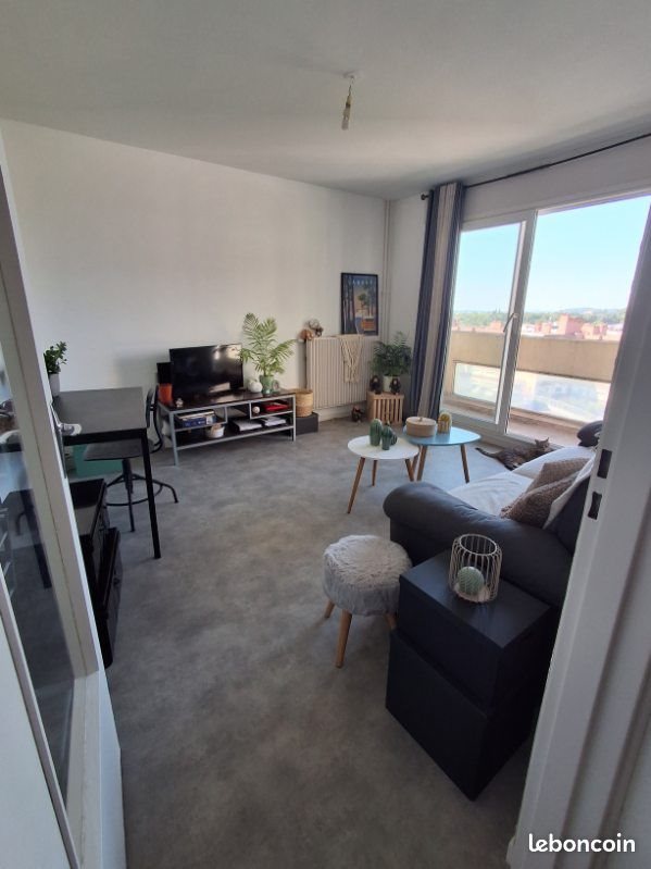 Appartement à louer, 45m², Le Creusot