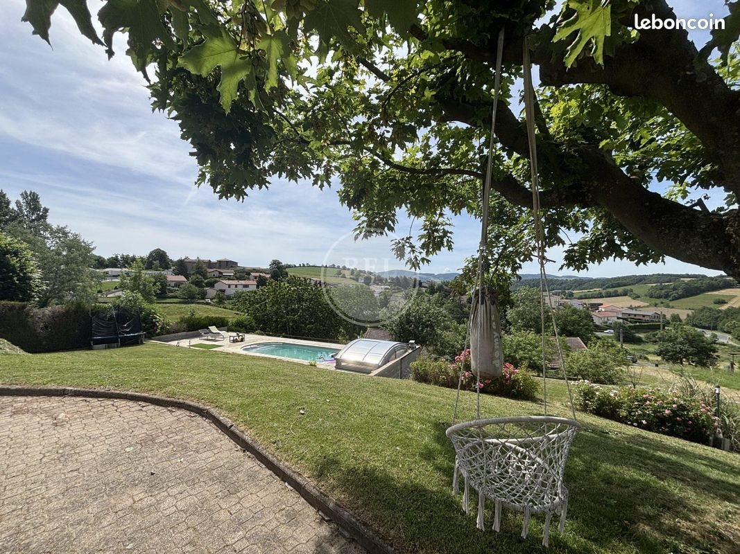 Maison à vendre, 217m², Saint-Laurent-de-Chamousset