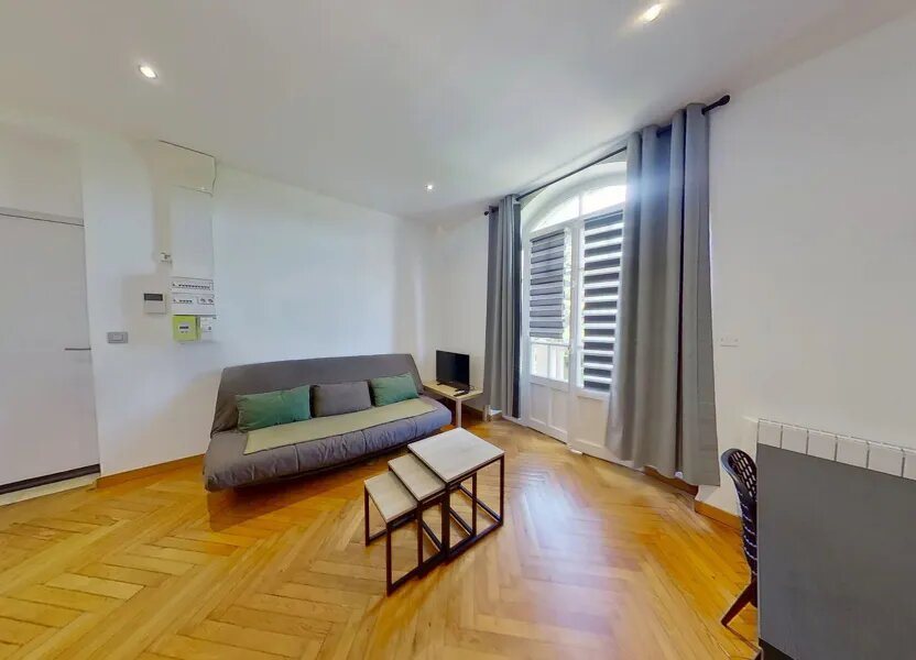 Appartement à louer, 18m², Caluire-et-Cuire