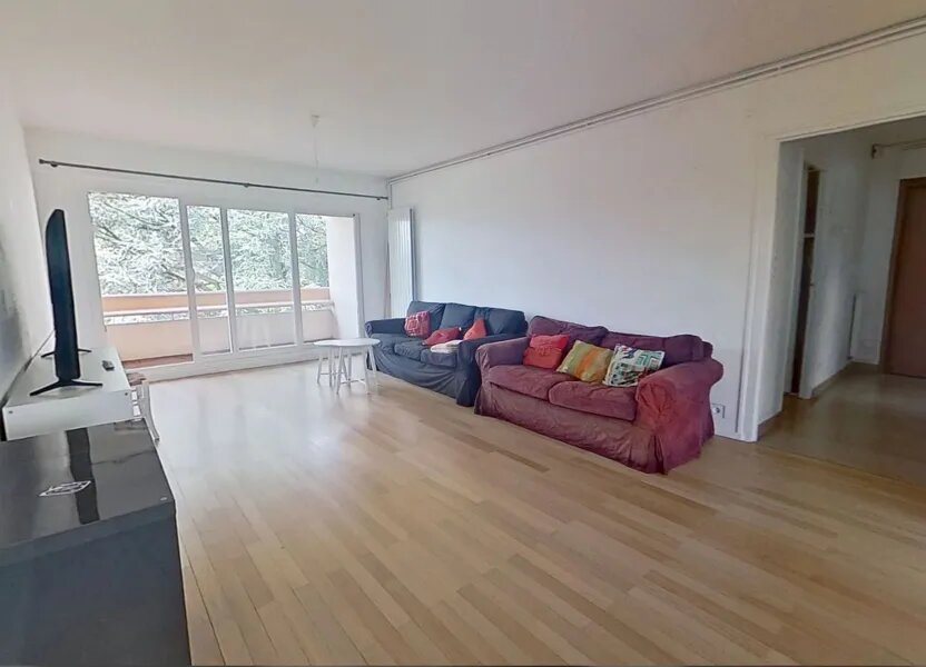 Appartement à louer, 91m², Écully