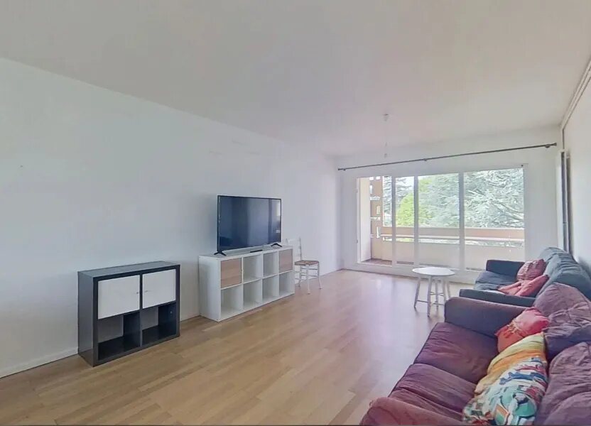 Appartement à louer, 91m², Écully
