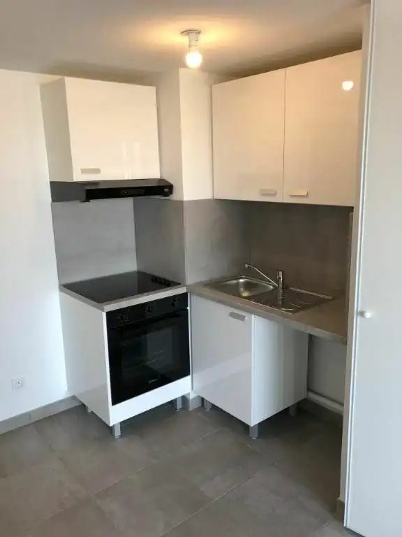 Appartement à louer, 37m², Meyzieu