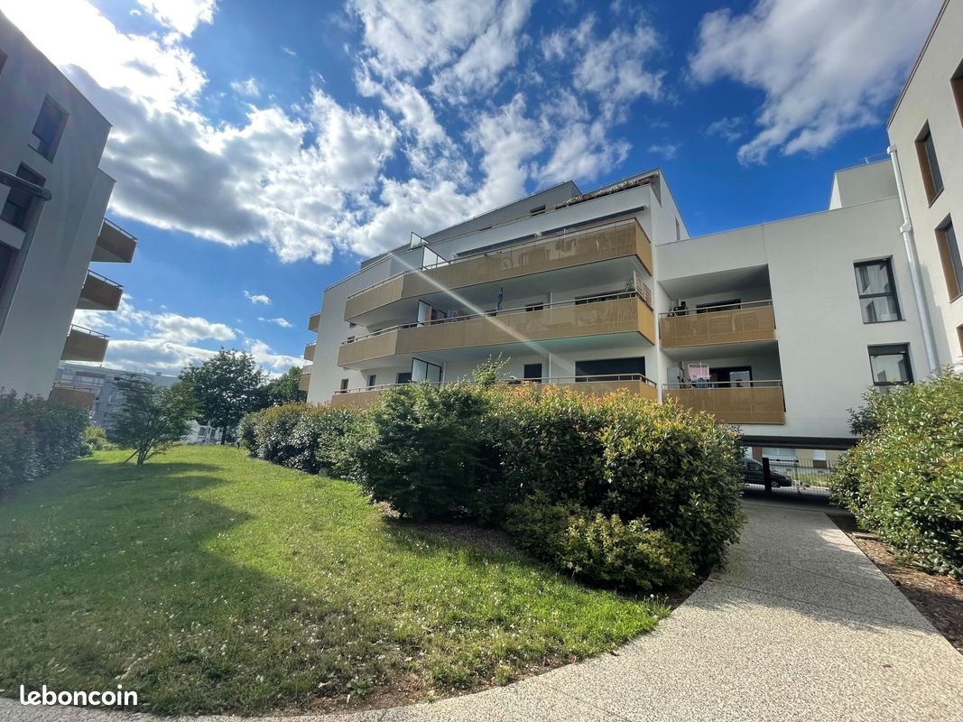 Appartement à louer, 38m², Saint-Priest