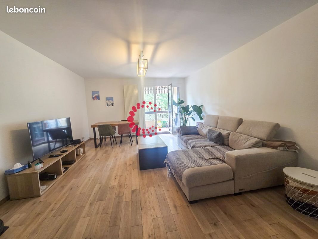 Appartement à louer, 81m², Sainte-Foy-lès-Lyon