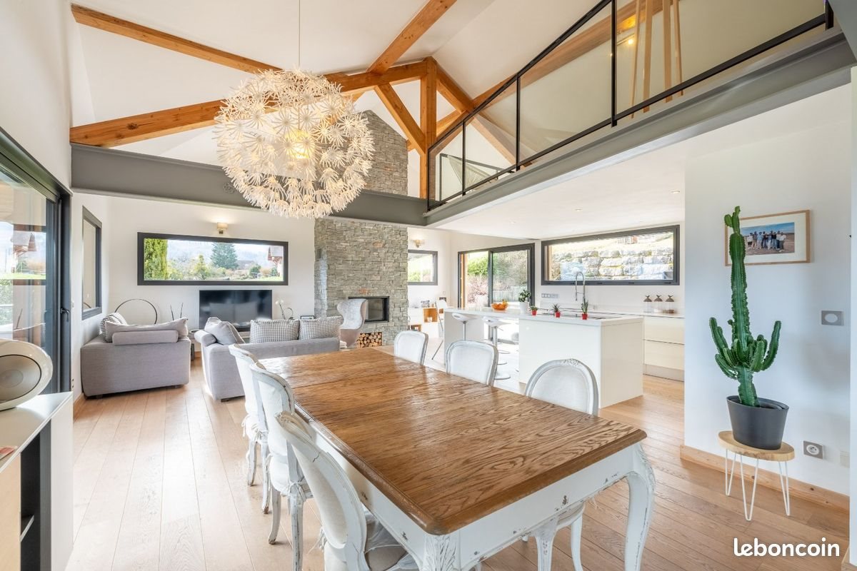 Maison à vendre, 174m², Saint-Jorioz