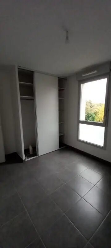 Appartement à louer, 61m², Pierre-Bénite