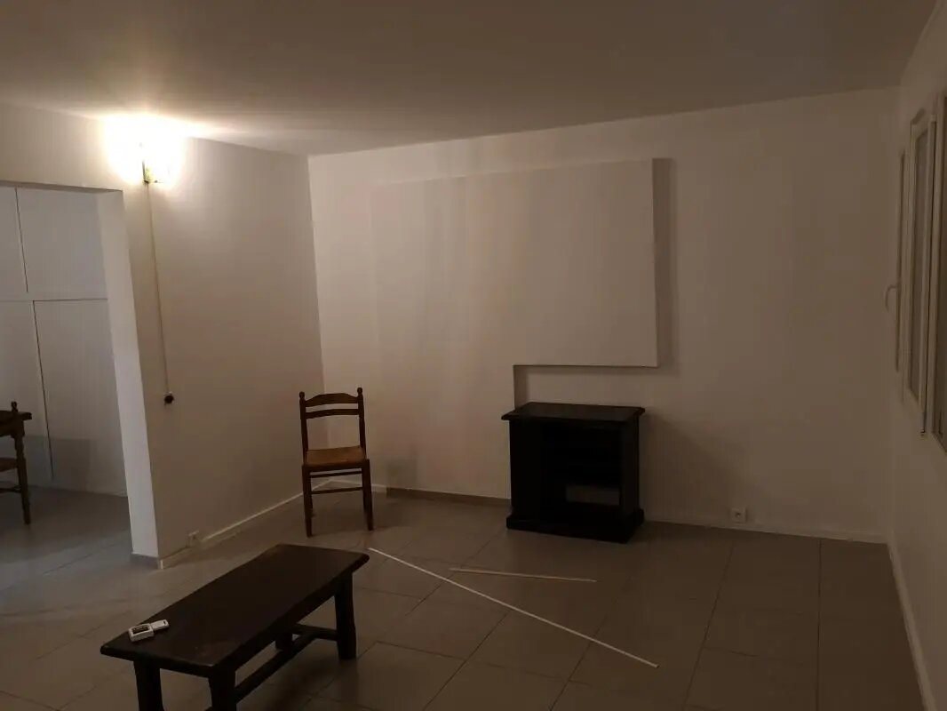 Appartement à louer, 71m², Bron