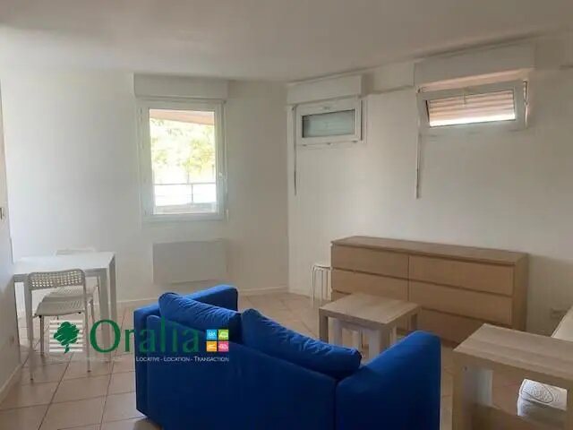 Appartement à louer, 28m², Bron