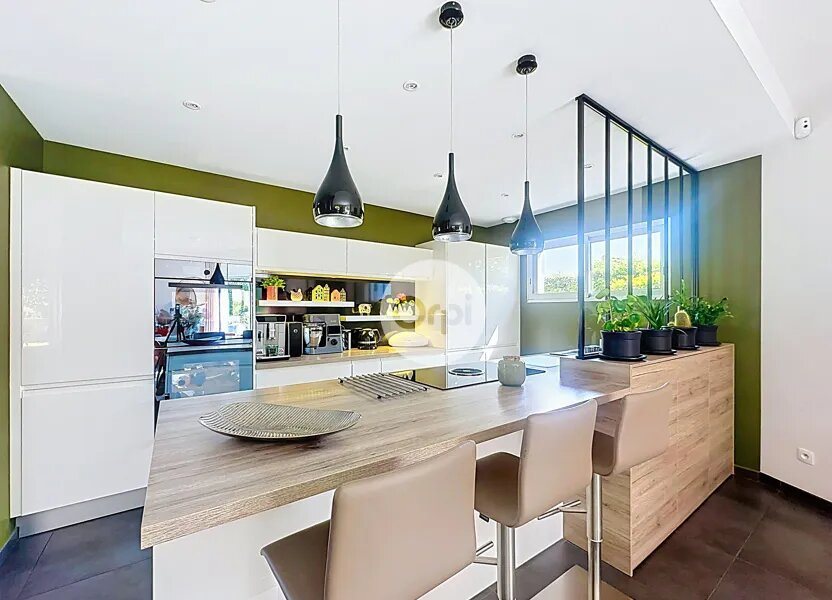 Maison à vendre, 152m², Soucieu-en-Jarrest