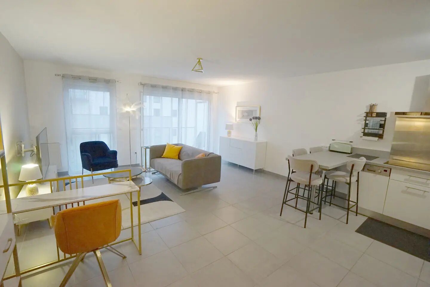 Appartement à louer, 76m², La Madeleine