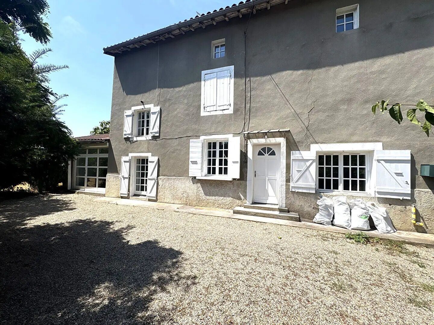 Maison à louer, 122m², Orliénas