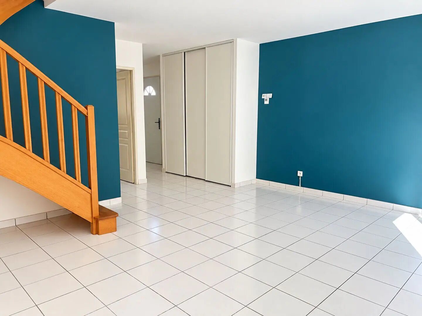 Maison à louer, 86m², Orliénas