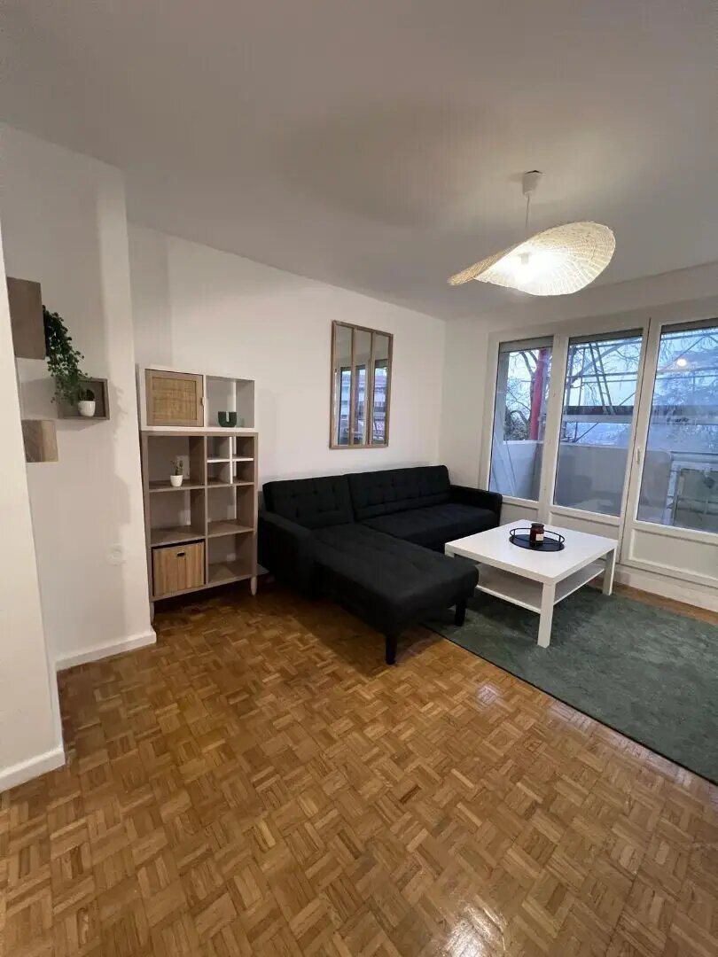Appartement à louer, 64m², Écully