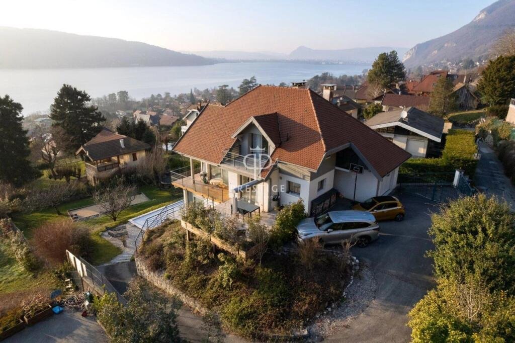 Maison à vendre, 265m², Veyrier-du-Lac