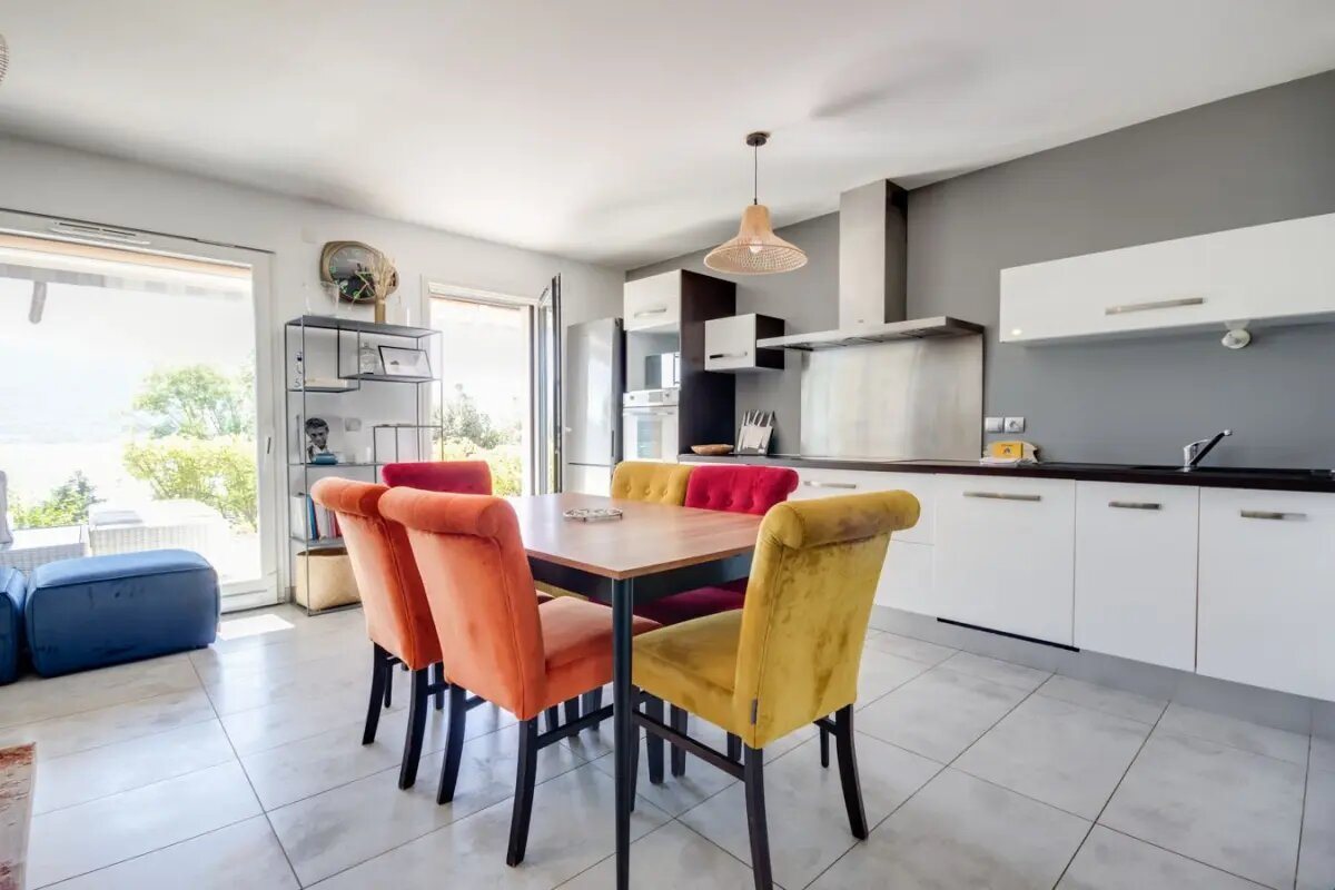 Appartement à vendre, 78m², Veyrier-du-Lac