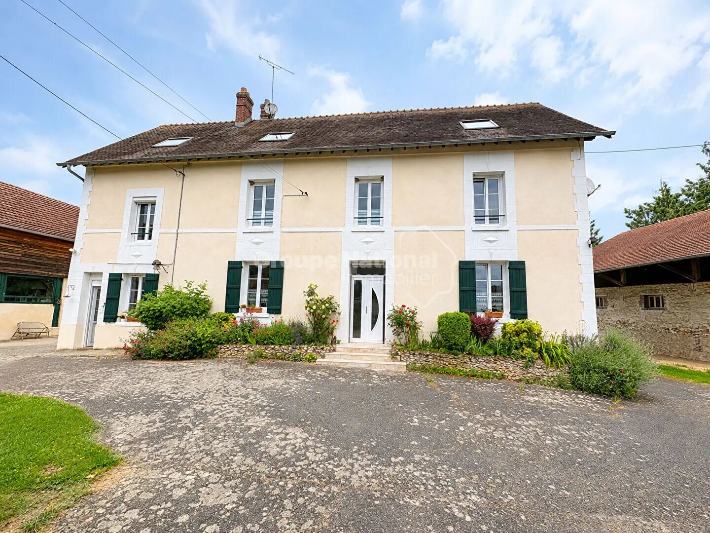 Maison à vendre, 245m², Hénonville