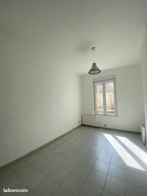 Appartement à louer, 26m², Reims