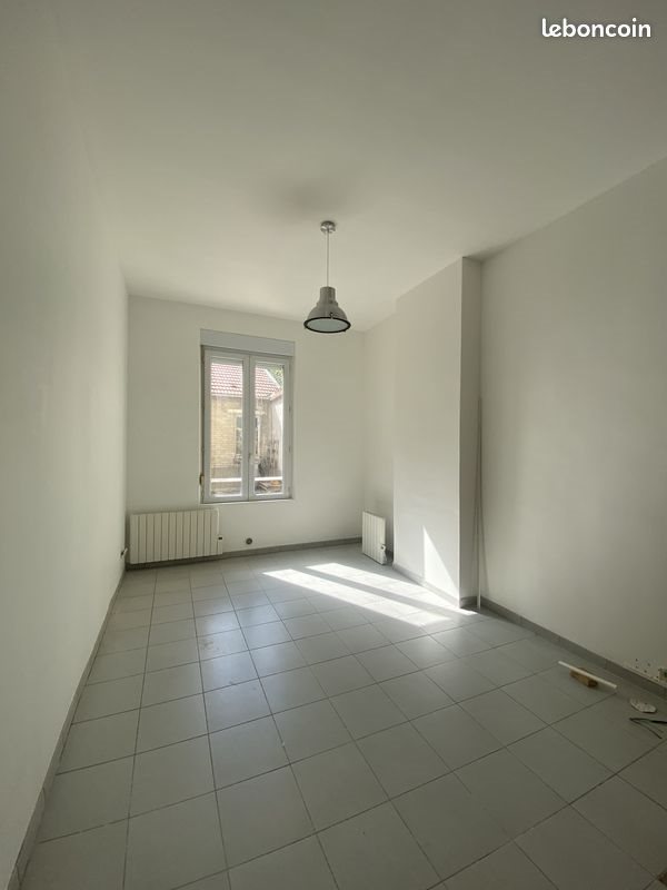 Appartement à louer, 26m², Reims