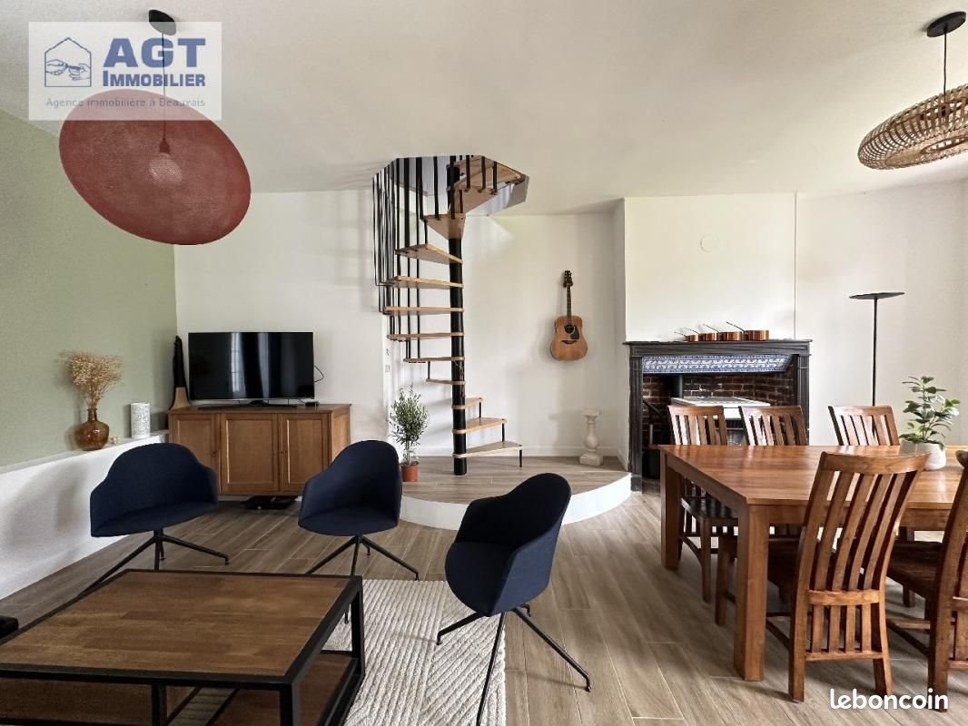Maison à louer, 110m², Noailles