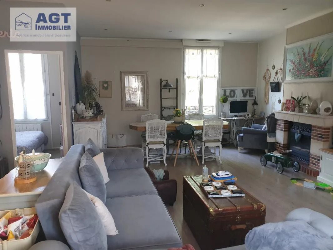 Appartement à louer, 94m², Hermes