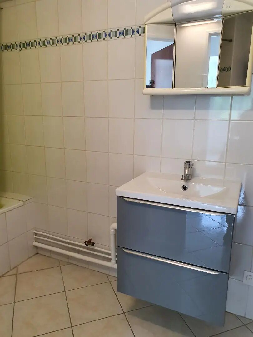 Appartement à louer, 28m², Corbas