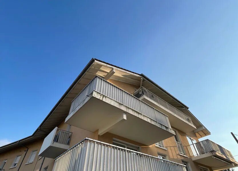 Appartement à louer, 69m², Ville-la-Grand