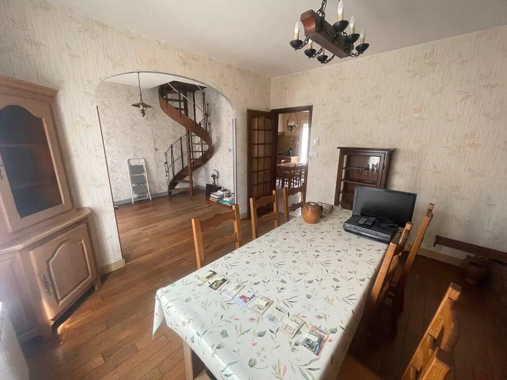 Maison à vendre, 95m², Bornel