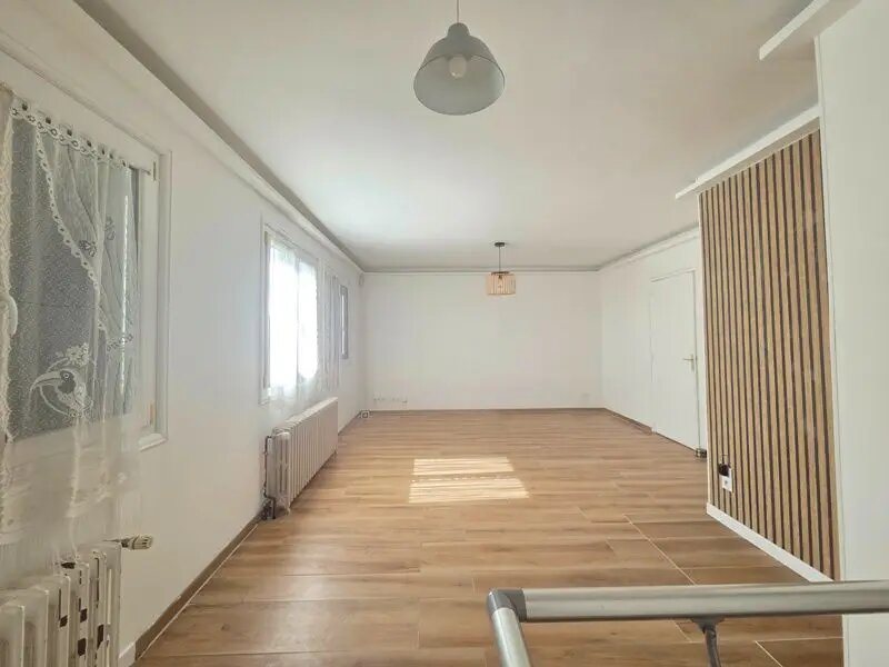 Maison à louer, 90m², Bornel