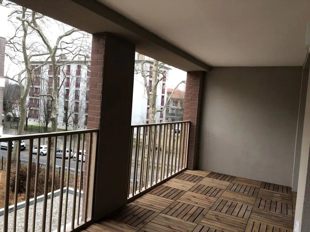 Appartement à louer, 47m², Sathonay-Camp